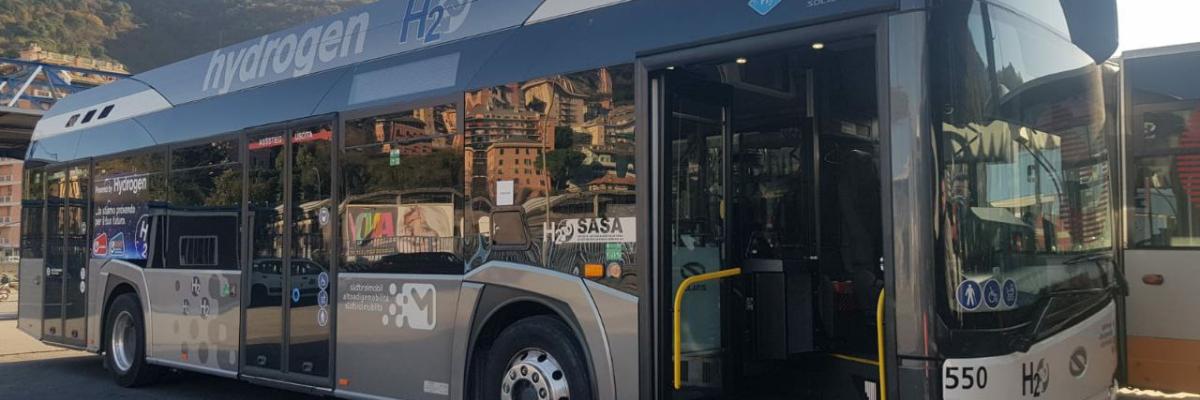 bus a idrogeno AMT
