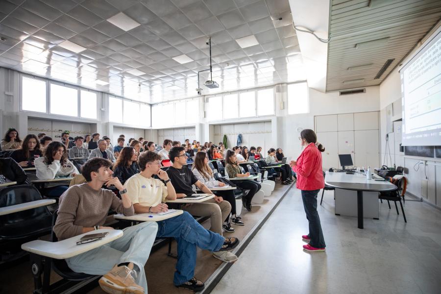 Studenti a lezione Dipartimento Distav UniGe